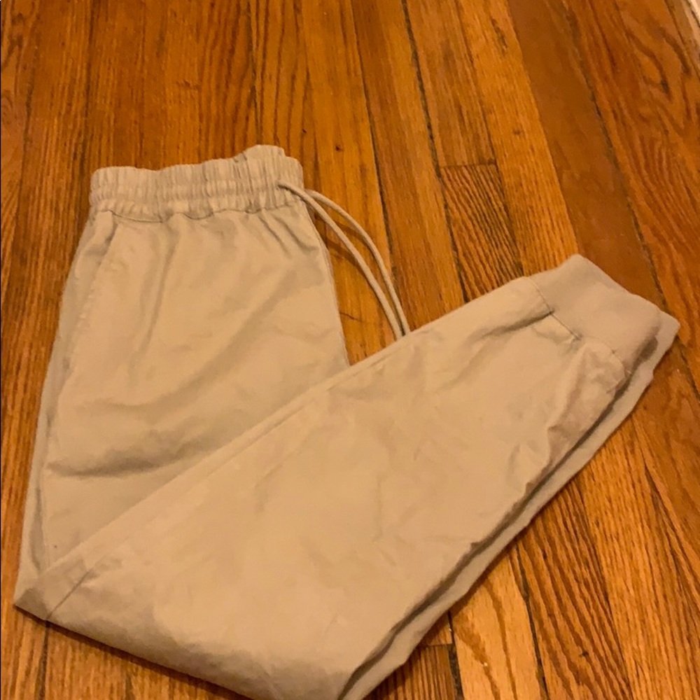 Forever 21 men’s khaki style joggers